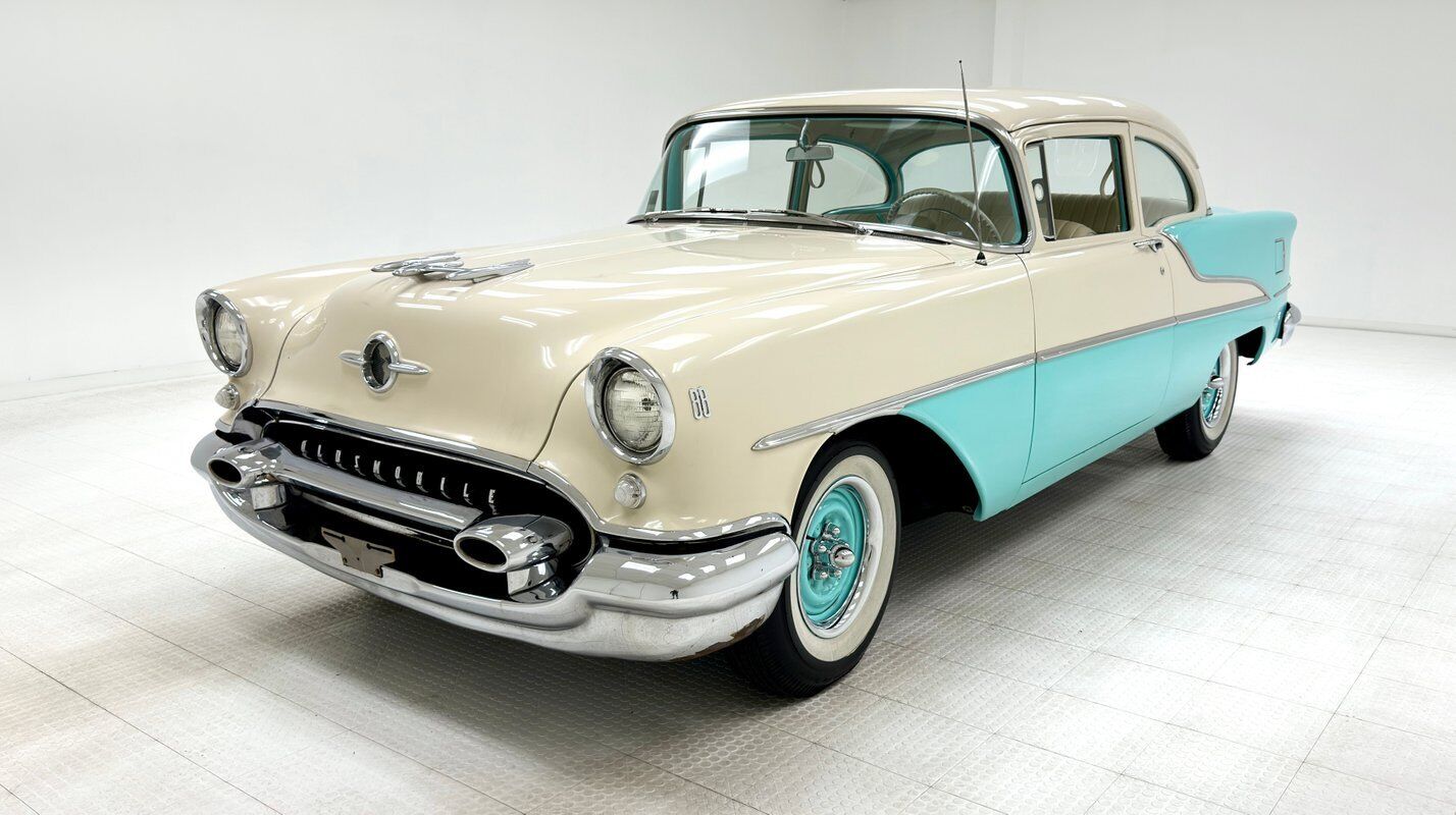 Oldsmobile Eighty-Eight Berline 1955