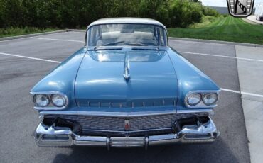 Oldsmobile-Eighty-Eight-Berline-1958-9