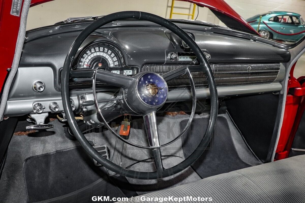 Oldsmobile-Eighty-Eight-Coupe-1951-3