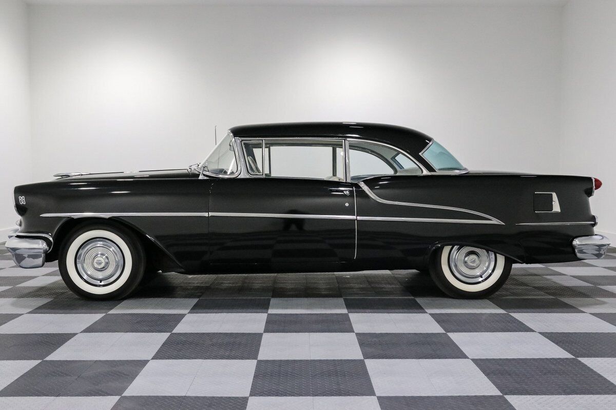 Oldsmobile-Eighty-Eight-Coupe-1955-3