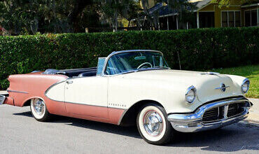 Oldsmobile-Ninety-Eight-1956-6