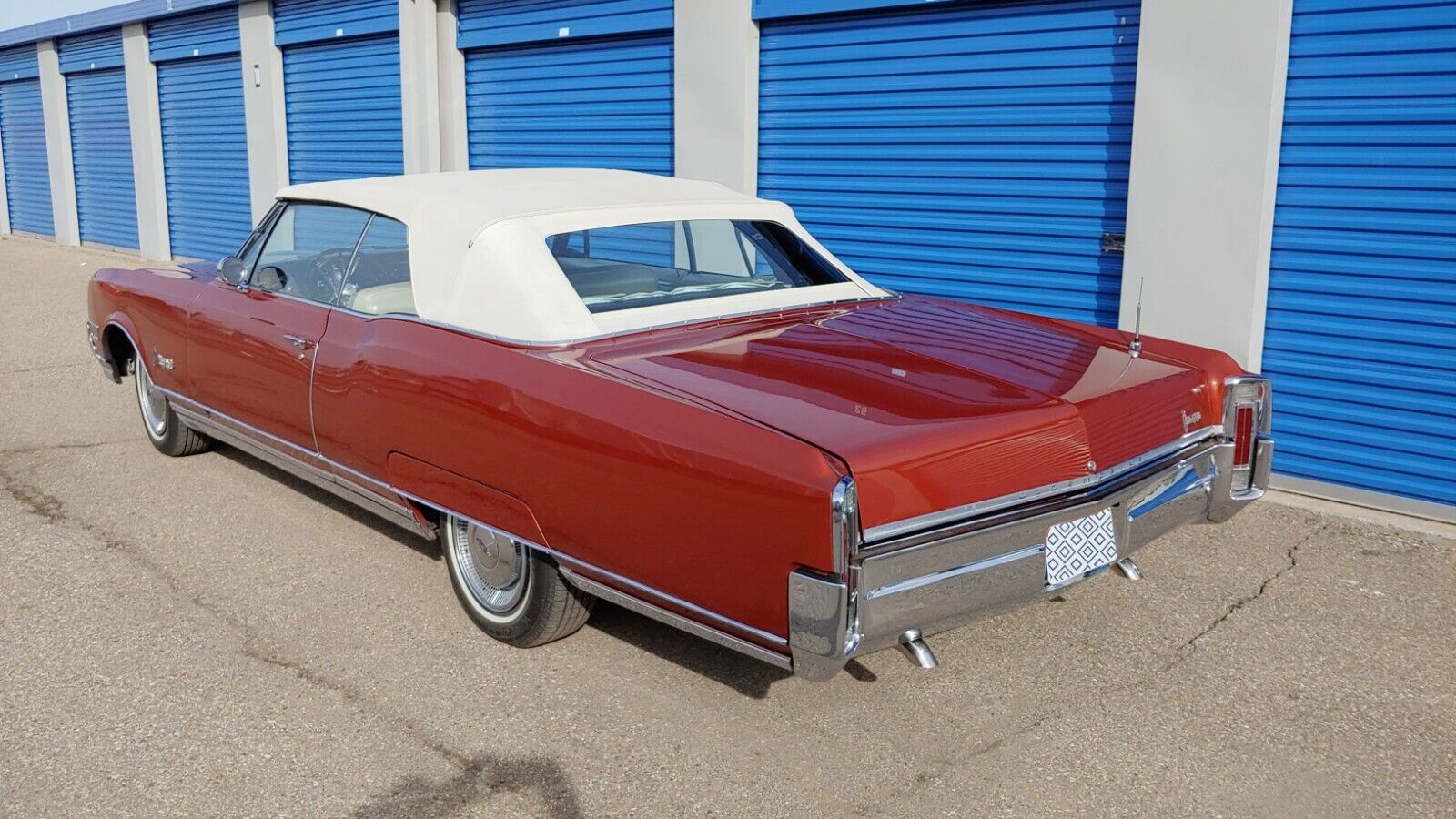 Oldsmobile-Ninety-Eight-Cabriolet-1966-2