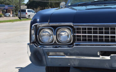 Oldsmobile-Ninety-Eight-Cabriolet-1966-26