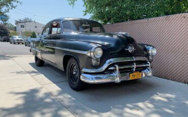 Oldsmobile-Ninety-eight-1952-10