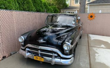 Oldsmobile-Ninety-eight-1952-2