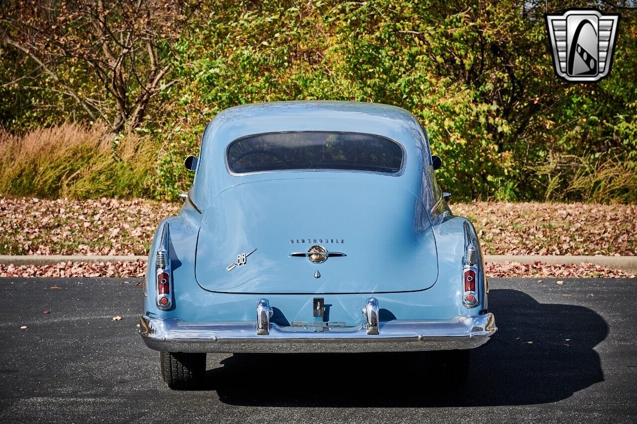 Oldsmobile-Rocket-88-1950-5