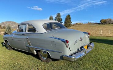 Oldsmobile-Rocket-88-1951-14