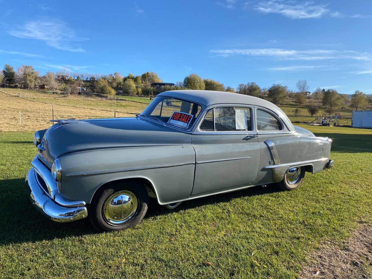 Oldsmobile-Rocket-88-1951-15