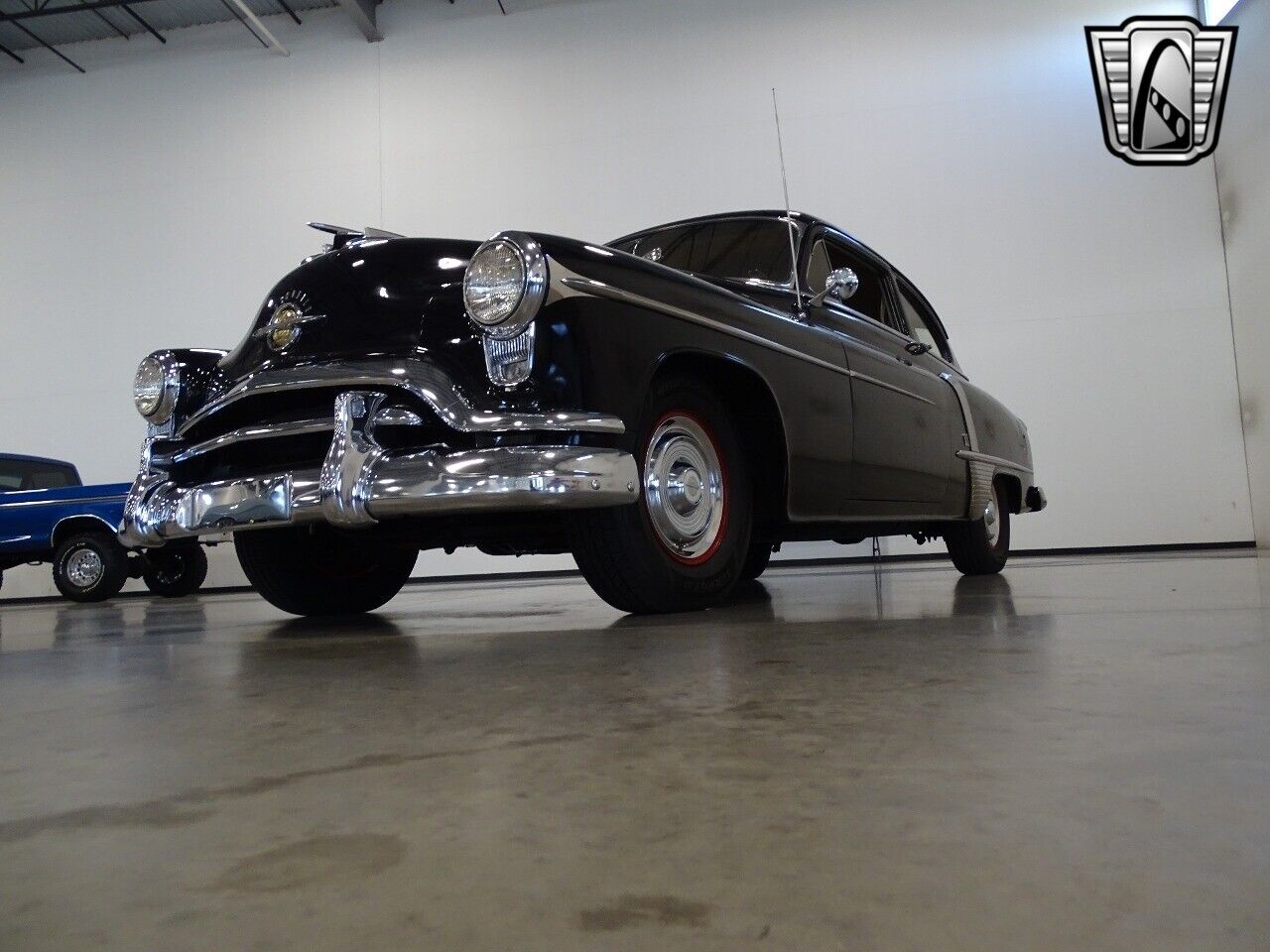 Oldsmobile-Rocket-88-1951-3