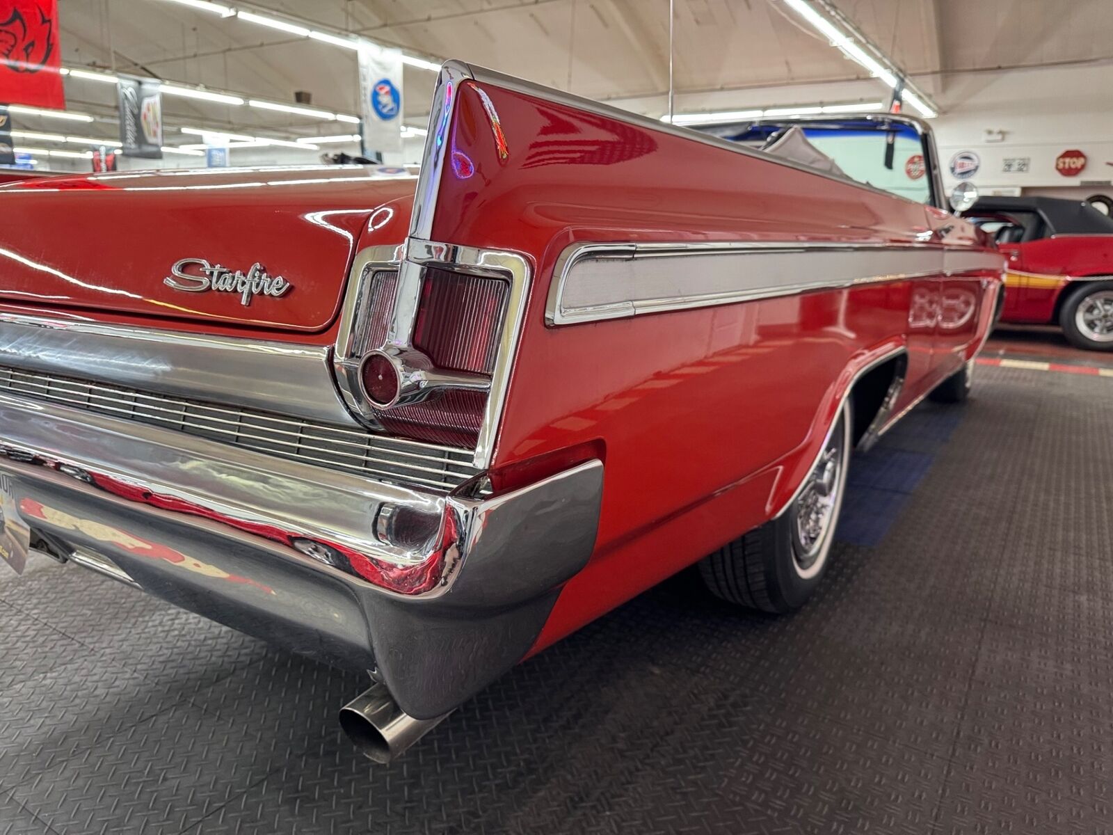 Oldsmobile-Starfire-Cabriolet-1963-32