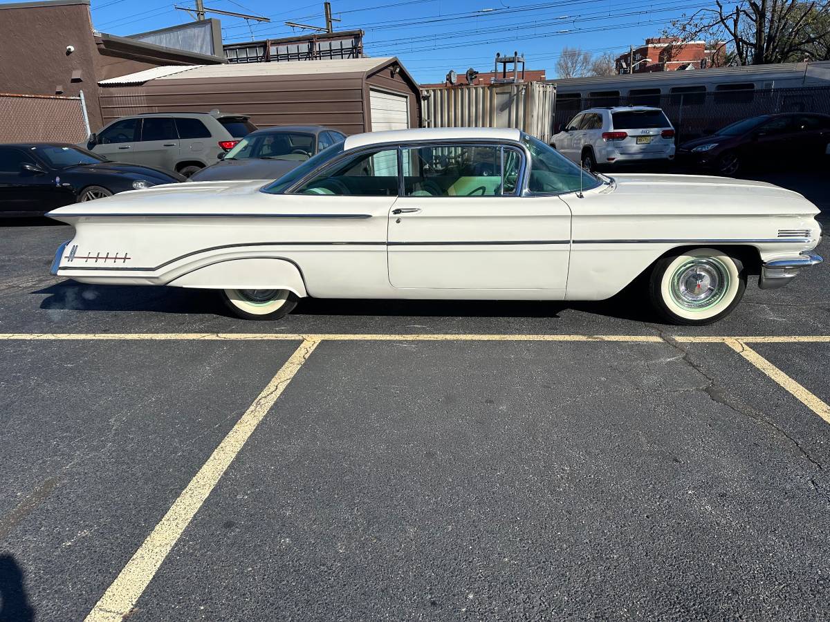 Oldsmobile-Super-88-1960-1