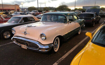 Oldsmobile-Super-88-Berline-1956-1