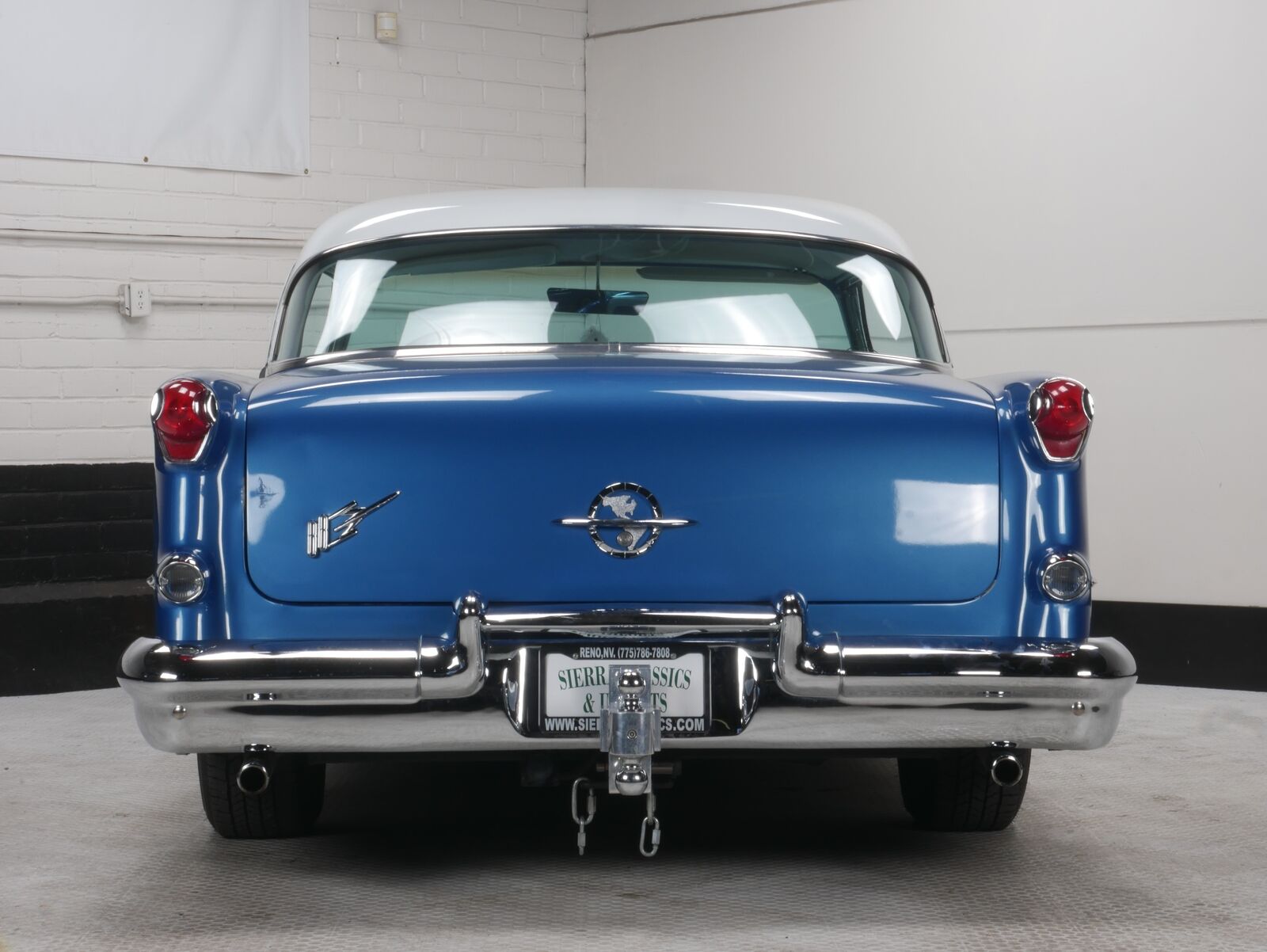 Oldsmobile-Super-88-Holiday-Coupe-Coupe-1955-8