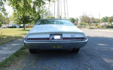 Oldsmobile-Toronado-1967-10