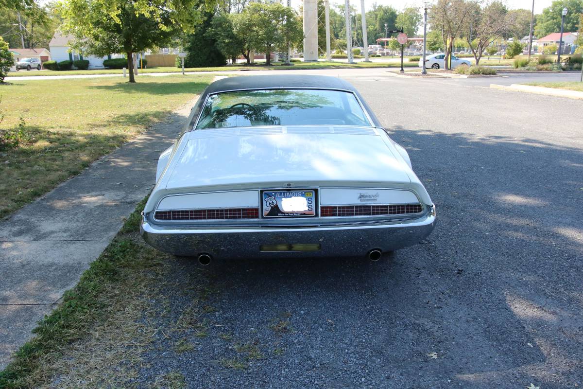 Oldsmobile-Toronado-1967-11