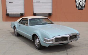 Oldsmobile-Toronado-1969-10