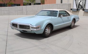 Oldsmobile-Toronado-1969-3