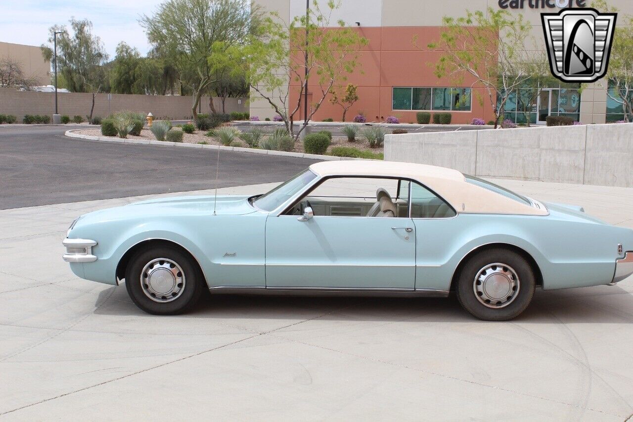 Oldsmobile-Toronado-1969-5