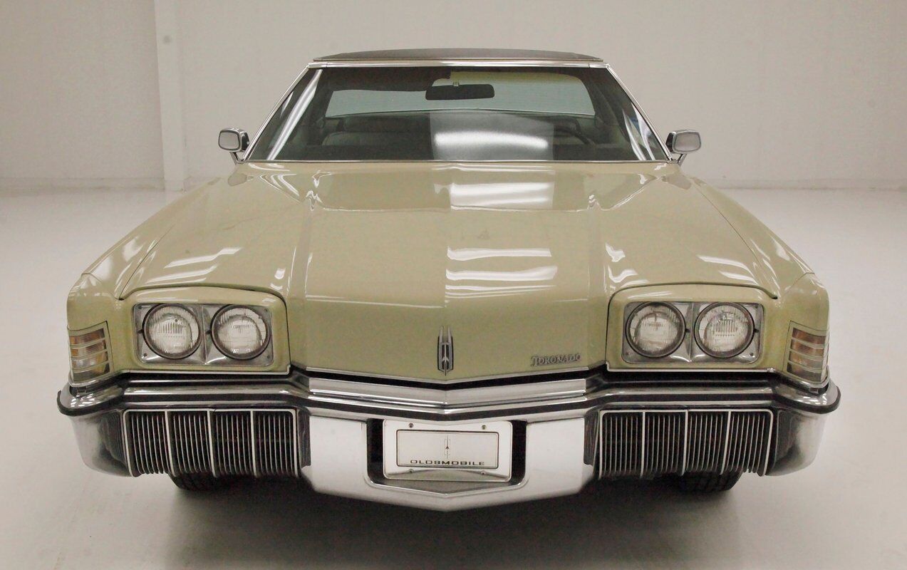 Oldsmobile-Toronado-1972-7