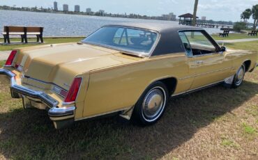 Oldsmobile-Toronado-1973-5