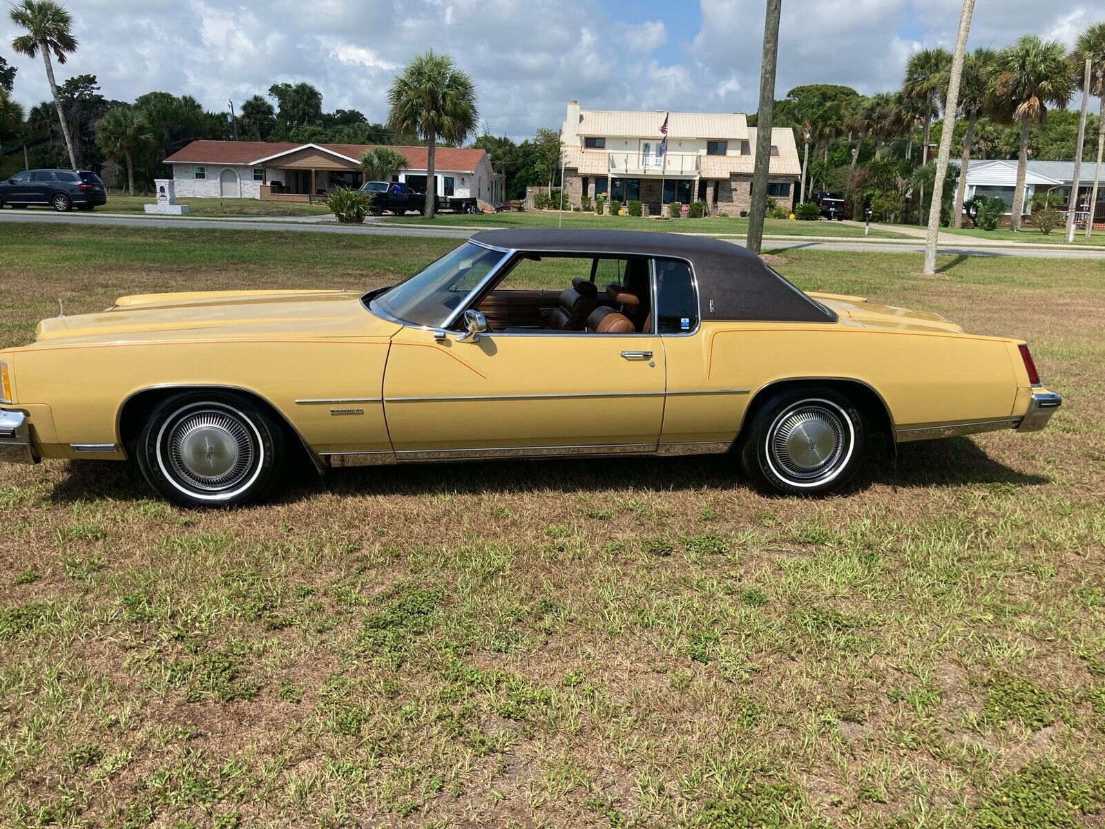 Oldsmobile-Toronado-1973-8