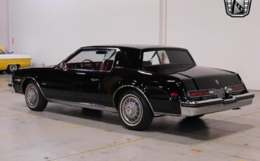 Oldsmobile-Toronado-1979-3