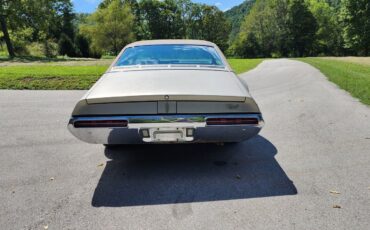 Oldsmobile-Toronado-Awesome-Survivor-1968-20