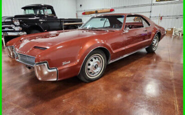 Oldsmobile Toronado 1966