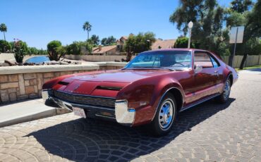 Oldsmobile Toronado 1966