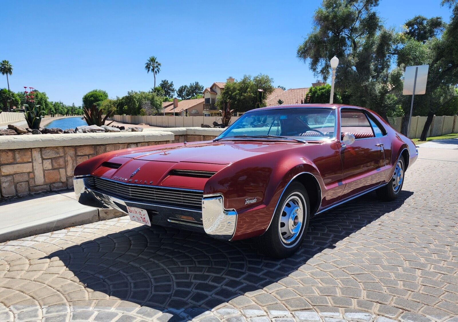 Oldsmobile Toronado 1966