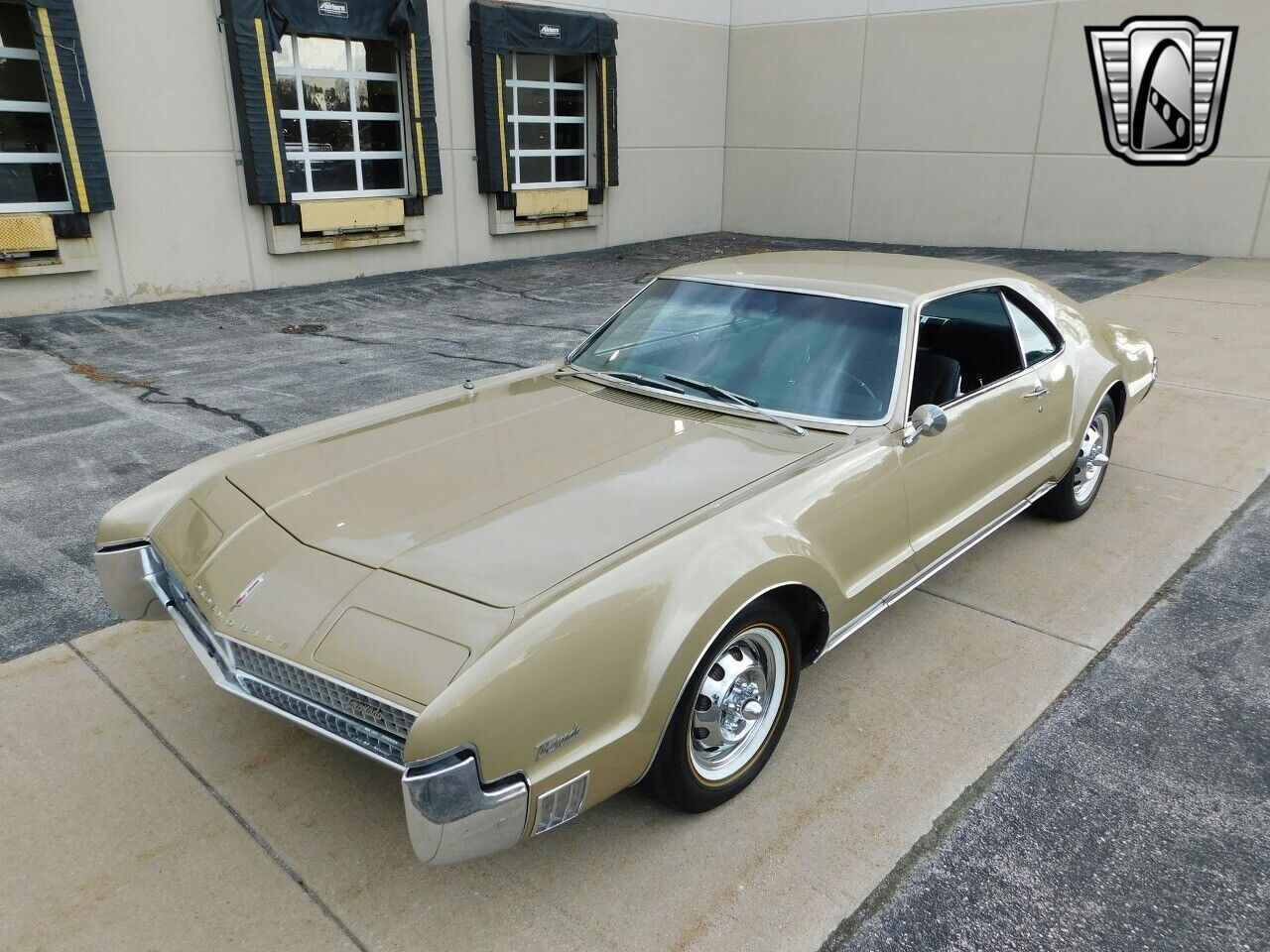 Oldsmobile-Toronado-Coupe-1967-2