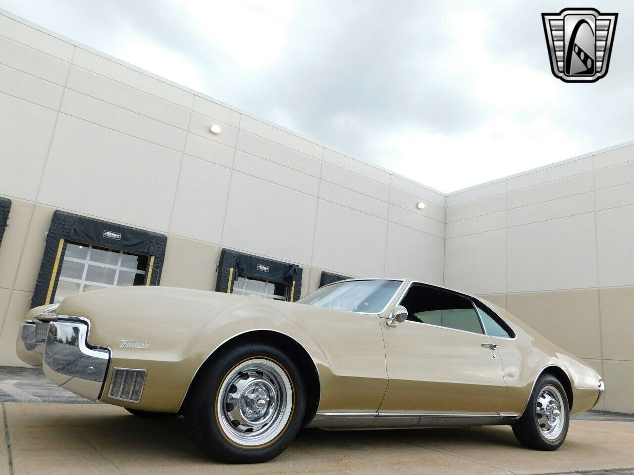 Oldsmobile-Toronado-Coupe-1967-6