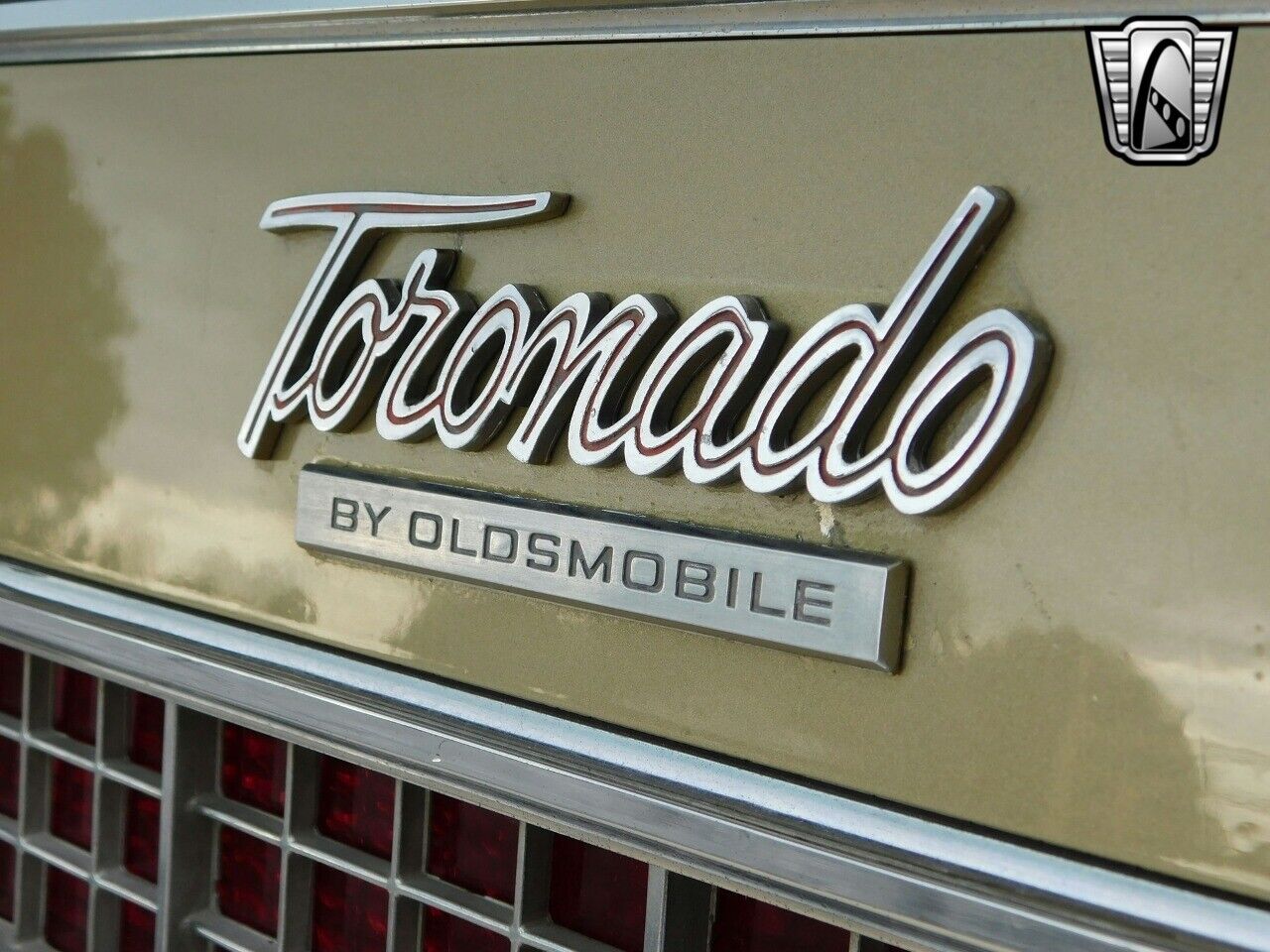 Oldsmobile-Toronado-Coupe-1967-9