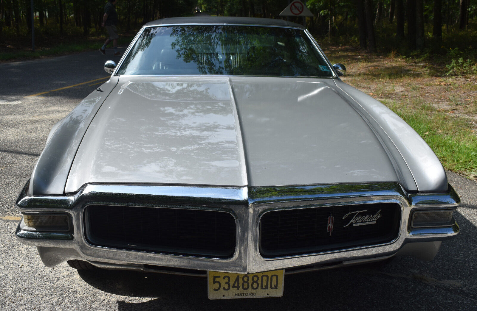 Oldsmobile-Toronado-Coupe-1969-10