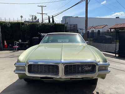 Oldsmobile-Toronado-Coupe-1969-2