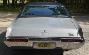 Oldsmobile-Toronado-Coupe-1969-4