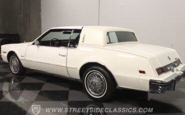 Oldsmobile-Toronado-Coupe-1985-6