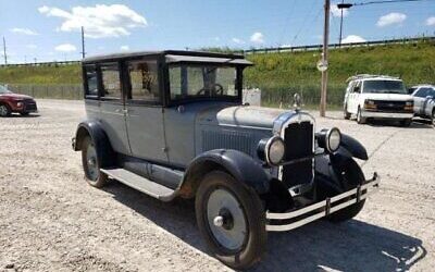 Oldsmobile deluxe touring Berline 1926 à vendre