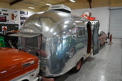 Other Airstream  1957