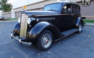 Packard-115-Berline-1937-3