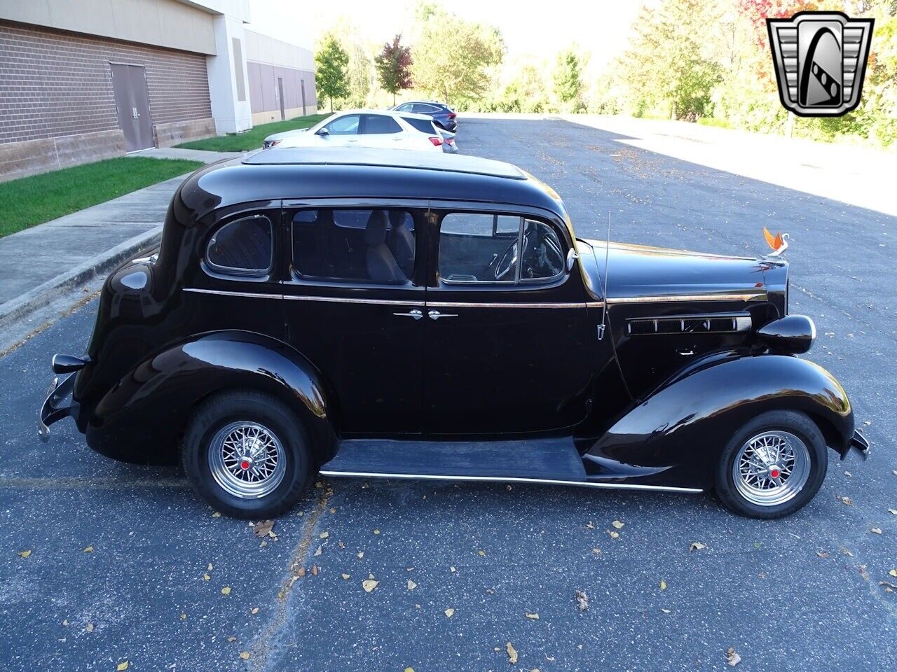 Packard-115-Berline-1937-8