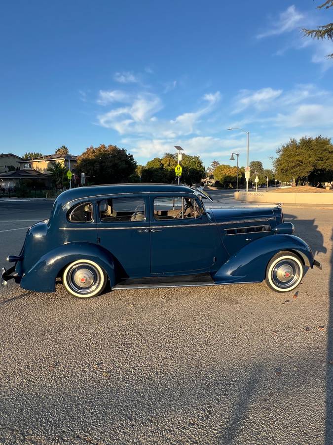 Packard-1937-2