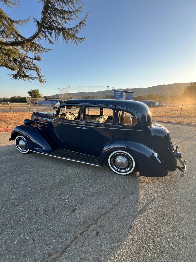 Packard-1937-3