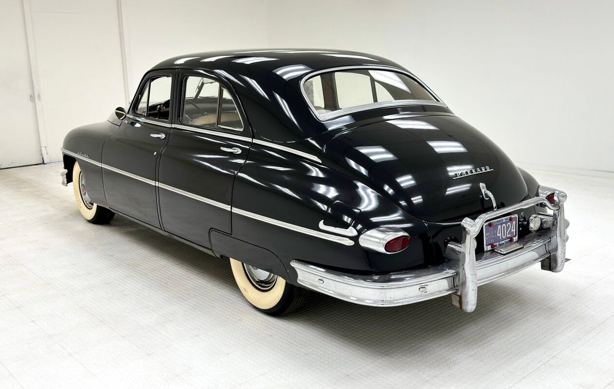 Packard-Deluxe-Berline-1949-2