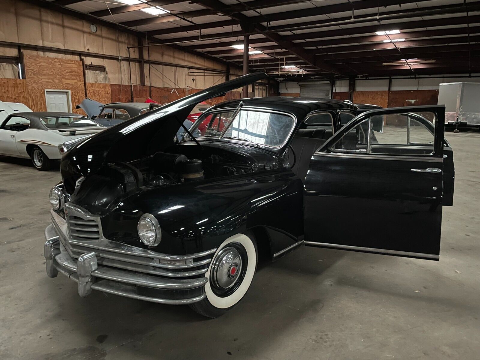 Packard-Eight-Berline-1948-13