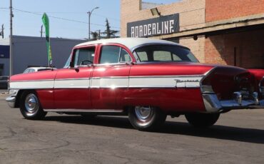 Packard-Executive-Touring-Sedan-Berline-1956-7