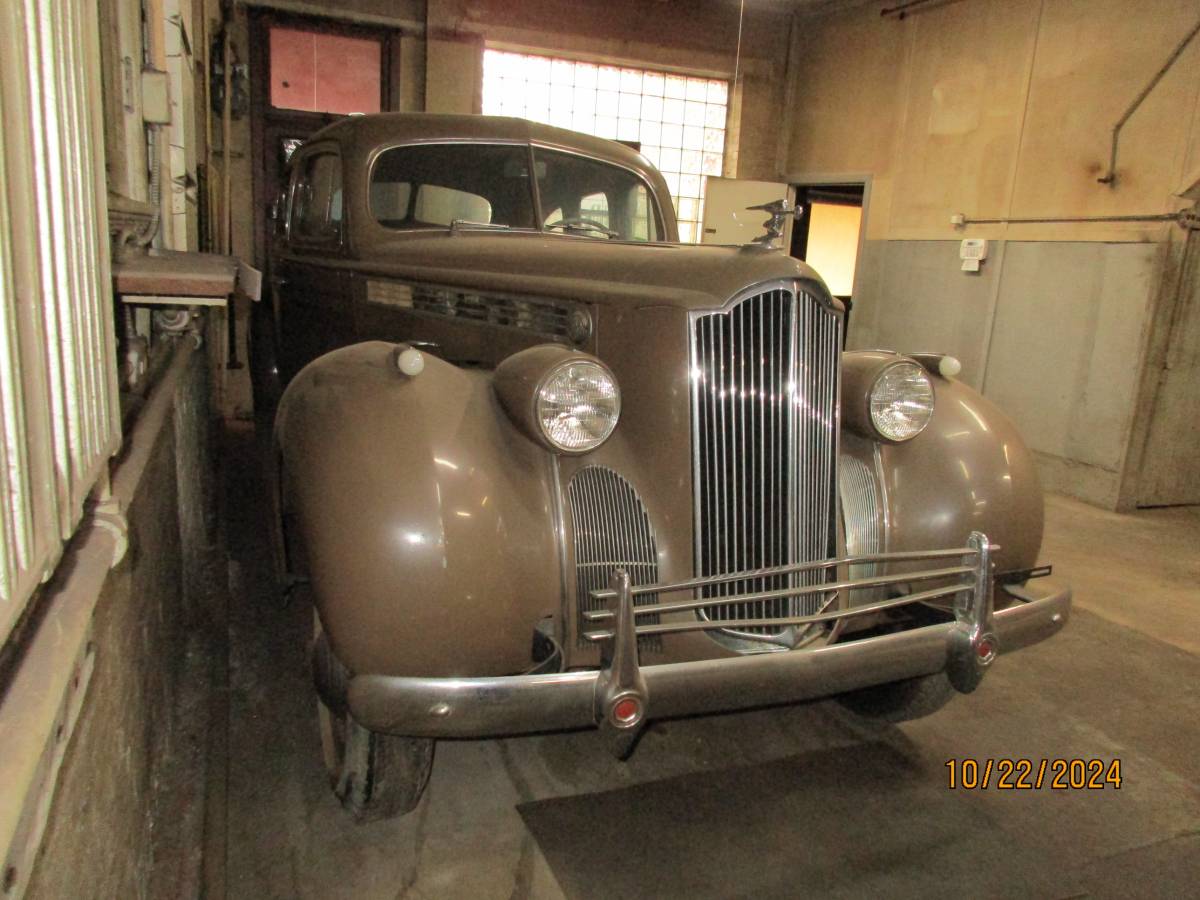 Packard-Model-120-1940-2