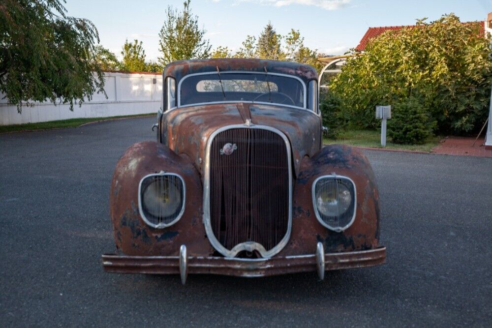 Panhard-Levassor-Dynamic-1939-1