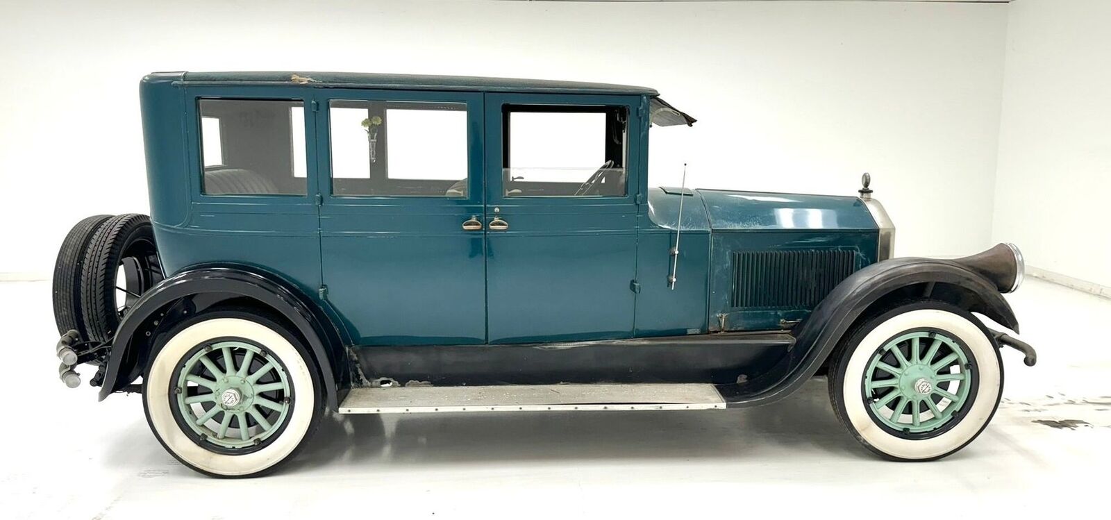 Pierce-Arrow-Model-80-Berline-1927-5