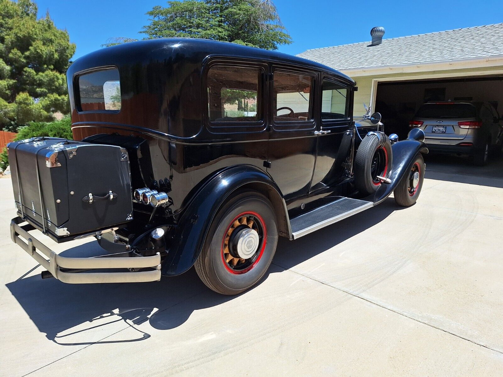 Pierce-Arrow-Model-B-Berline-1930-2